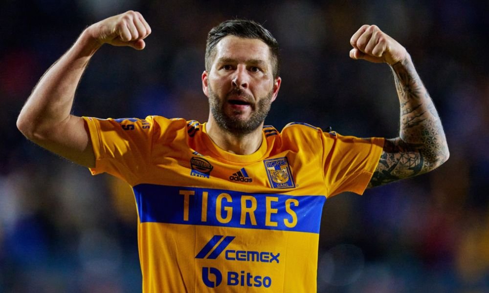 Gignac hace invitación especial a pequeño que venció el cáncer